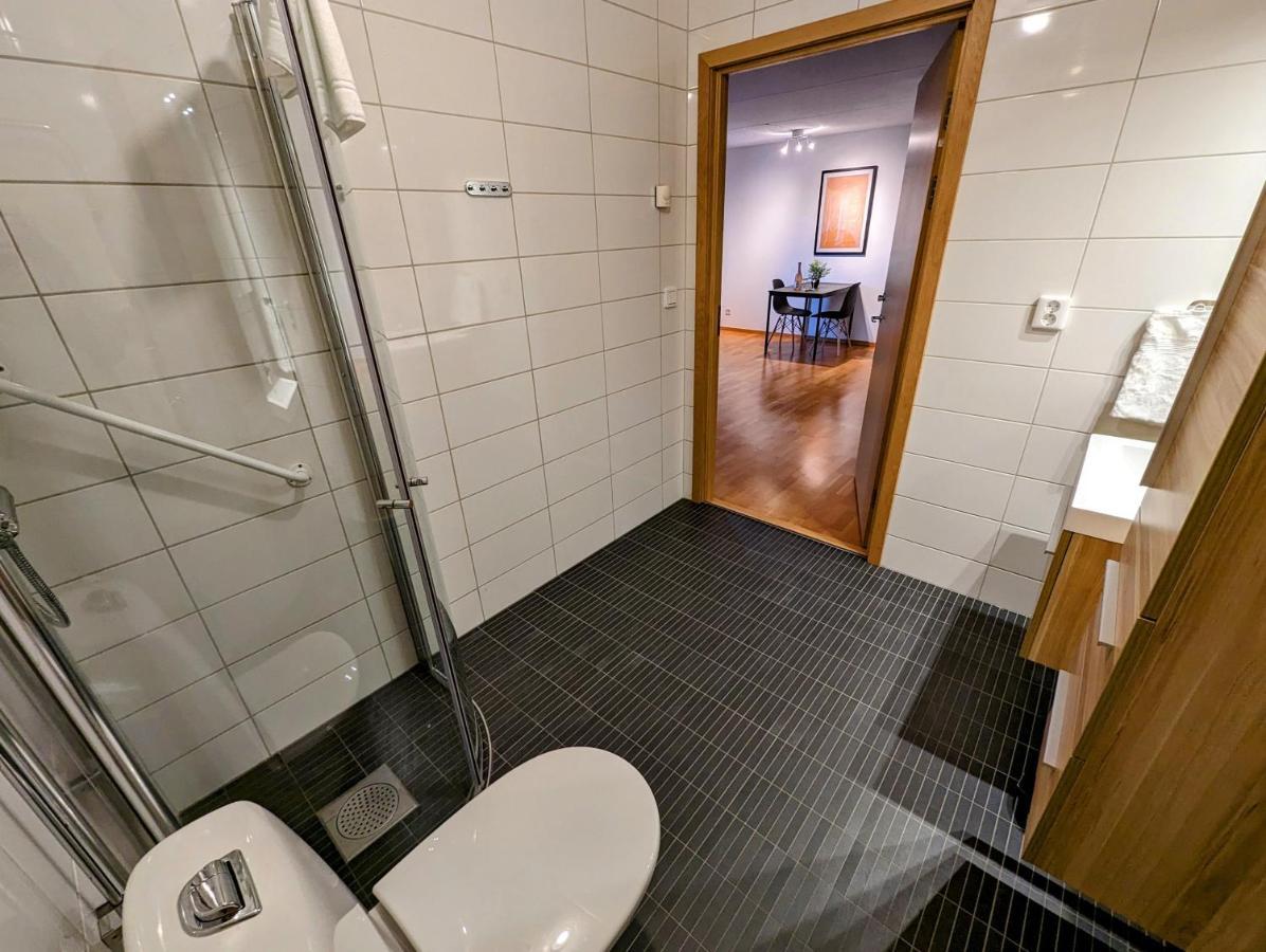 Hotell Bro Kristinehamn Exterior photo
